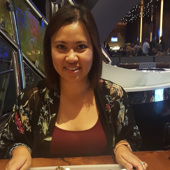 Meet your Posher, Cecile - Picture 1 of 1